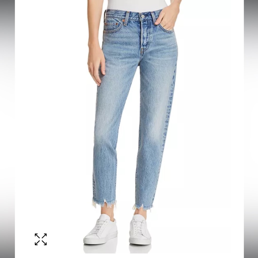 Levi's Light Blue Ankle Crop Button-Fly Jeans